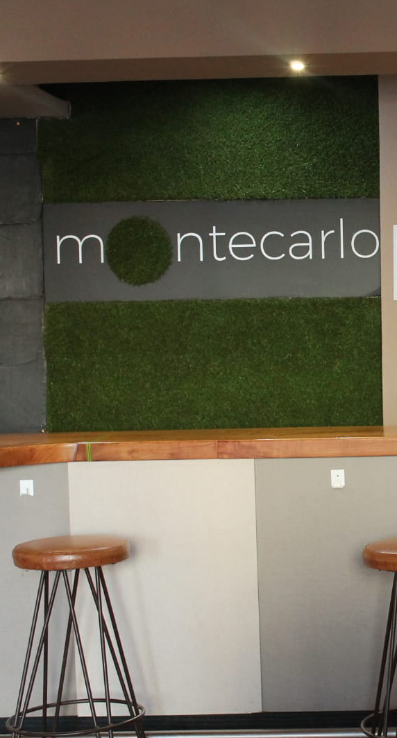 Cafe Bar Montecarlo, bares y pubs en Sarria